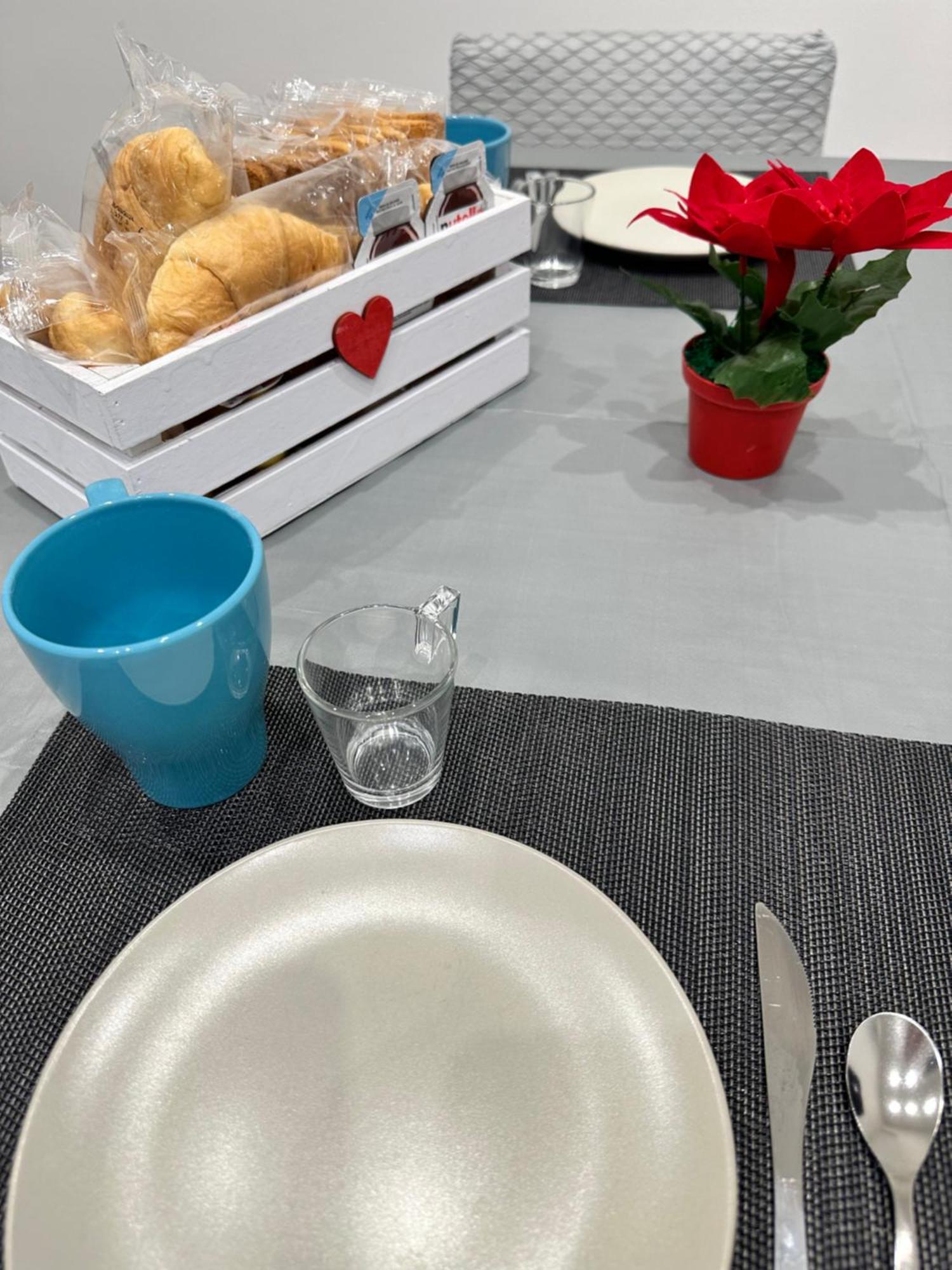Don Michele Apartment Napoli Bagian luar foto