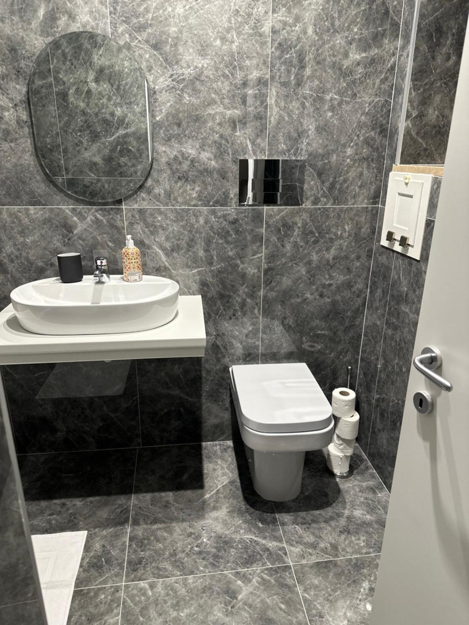 Don Michele Apartment Napoli Bagian luar foto